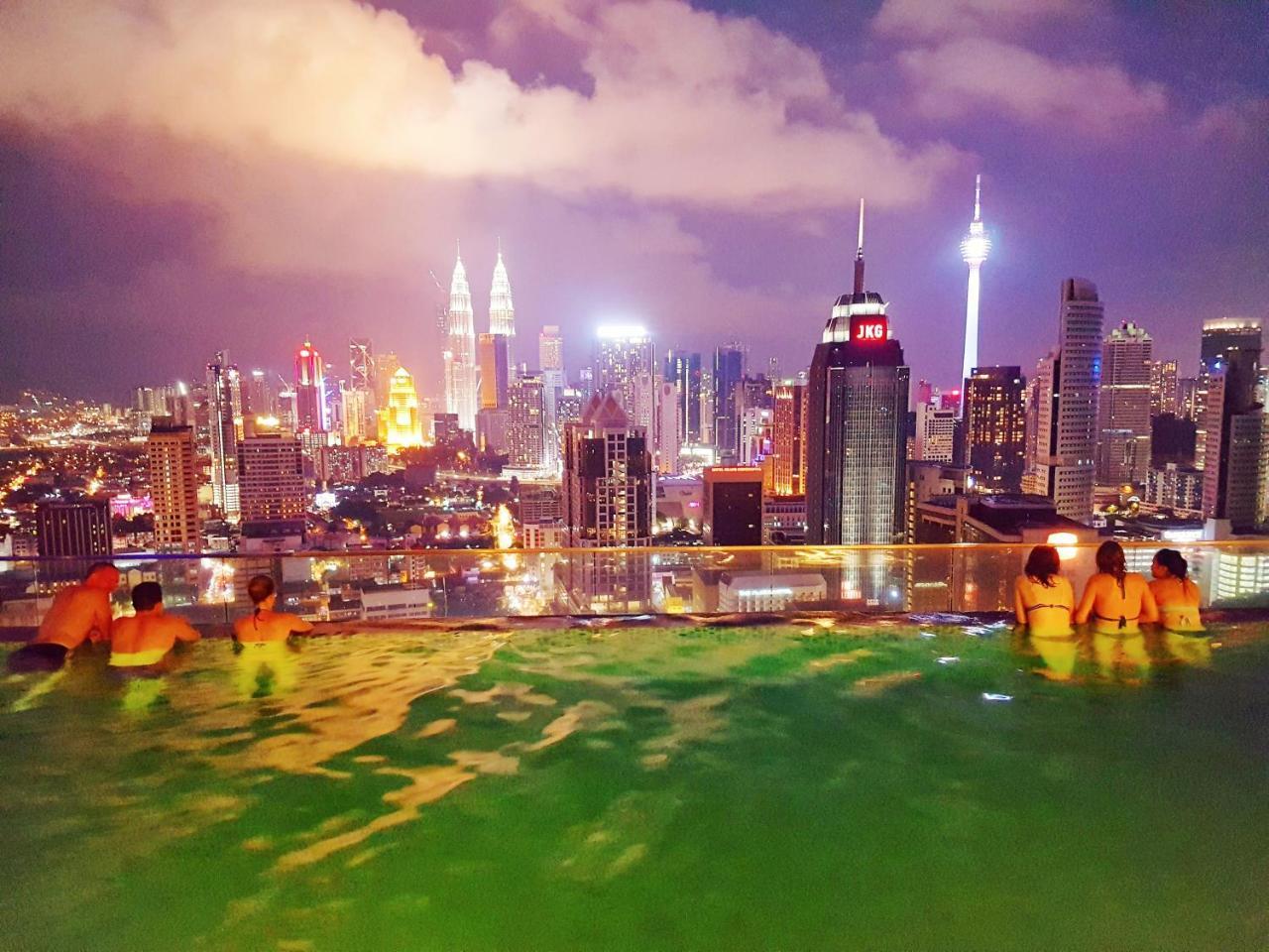 Tuxedo Kl No.1 Rooftop Pool W Skyscraper Views Hotel Kuala Lumpur Exterior foto